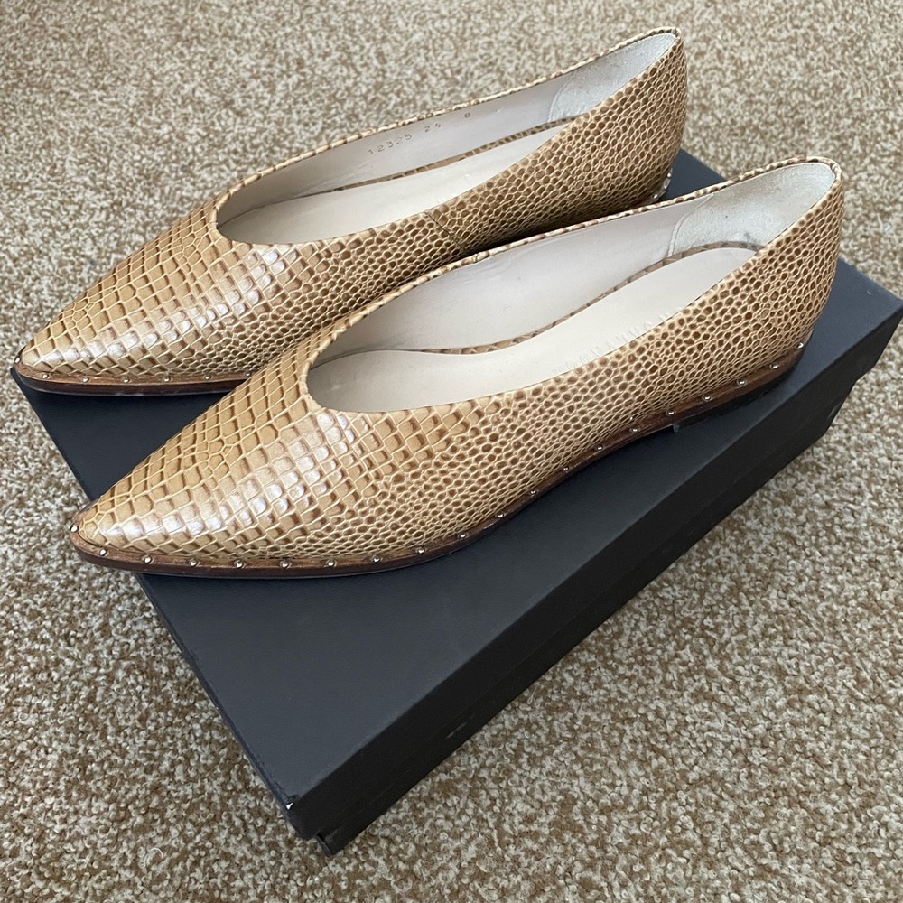 FREDA SALVADOR LOAFER size 8